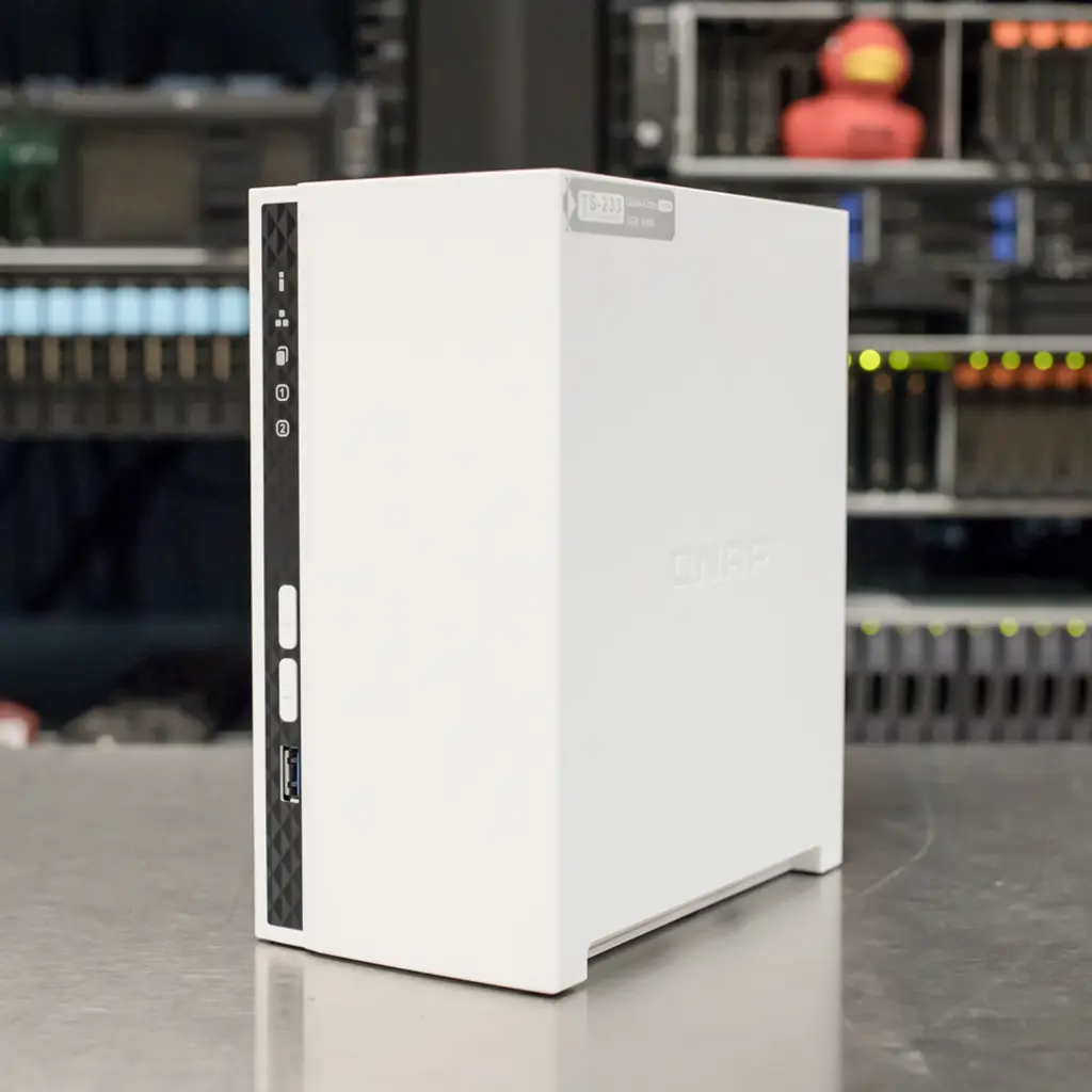 QNAP - NAS SMART HOME AI